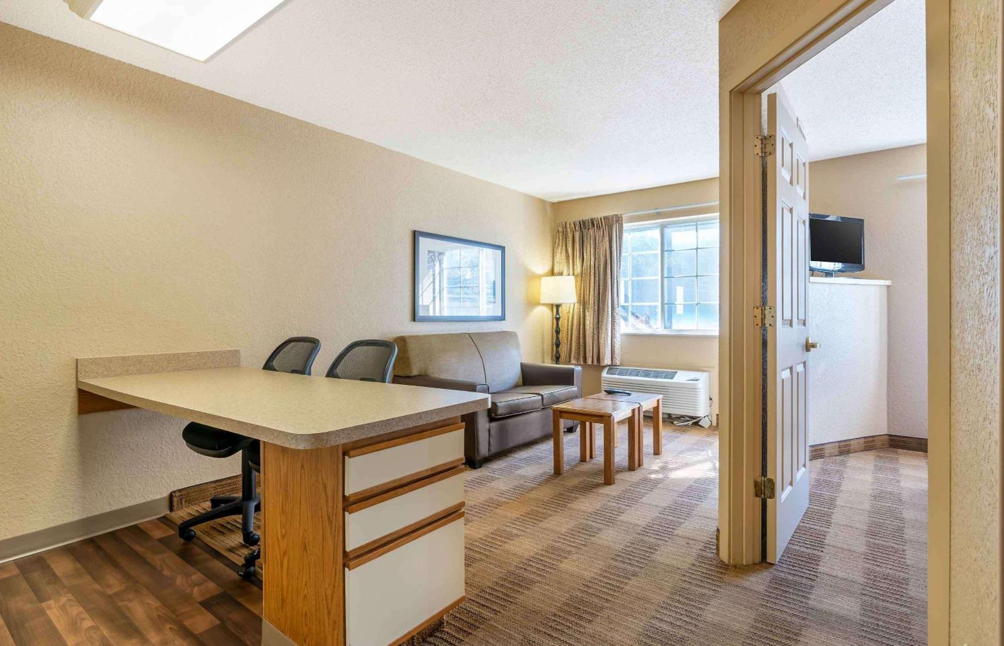 Extended Stay America Suites - Louisville - Alliant Avenue Buitenkant foto